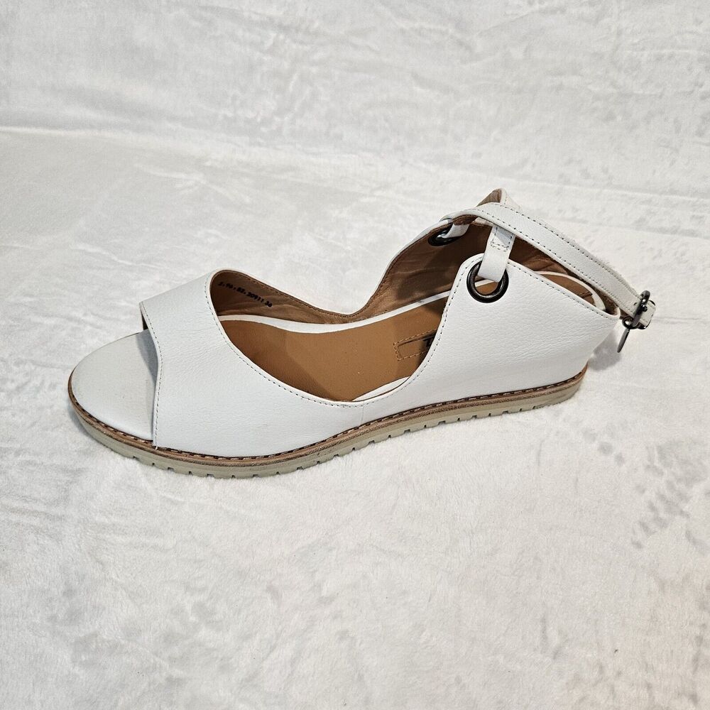 Adolfo Dominguez Women's 36 White Leather Strappy Ankle Sandals Buckle Casual